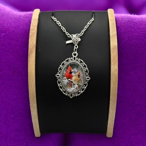 Red Cardinal Portrait Cabochon Silver Glass Dome Spiritual Memory Bird Necklace - Picture 4 of 10